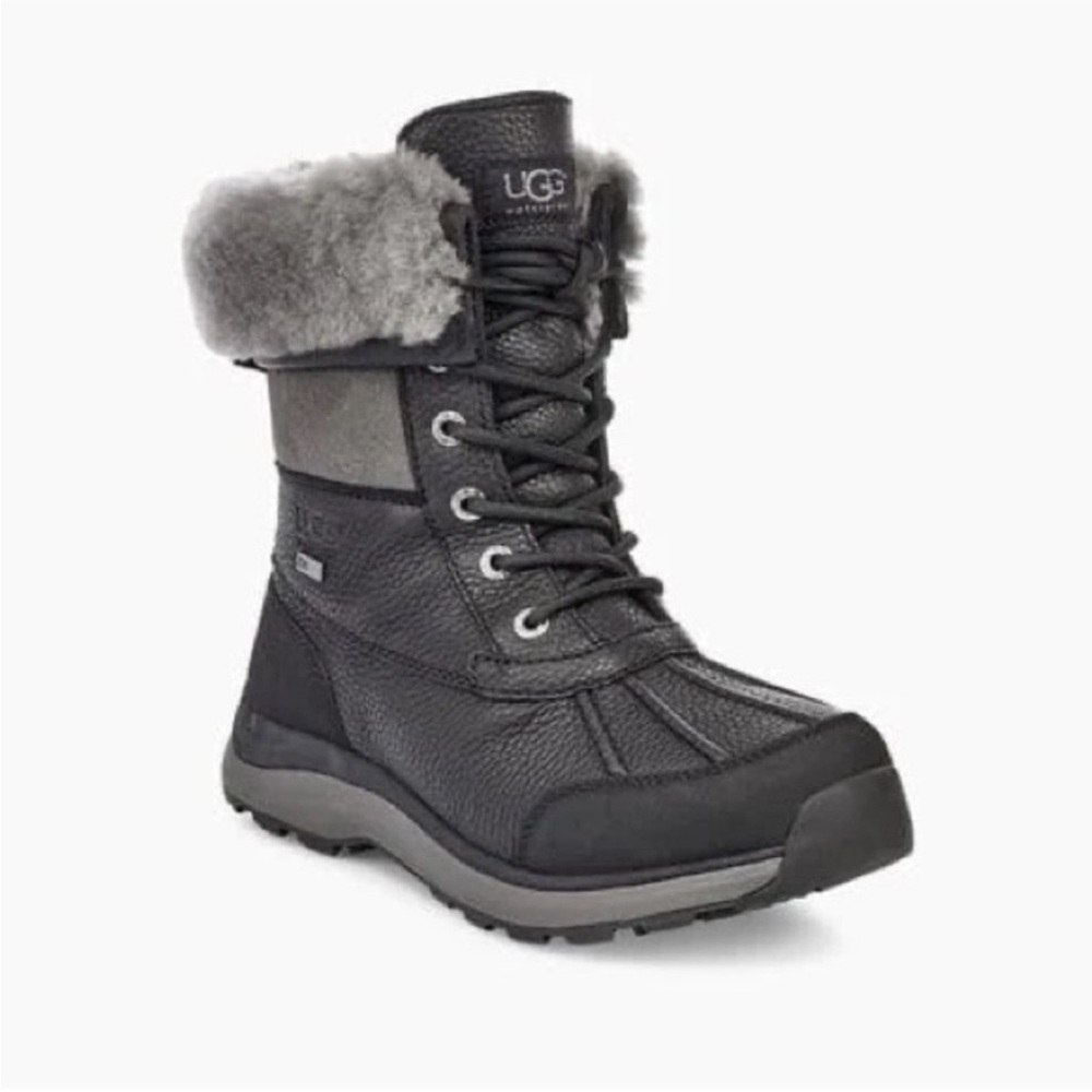Ugg Adirondack Boot SZ 9